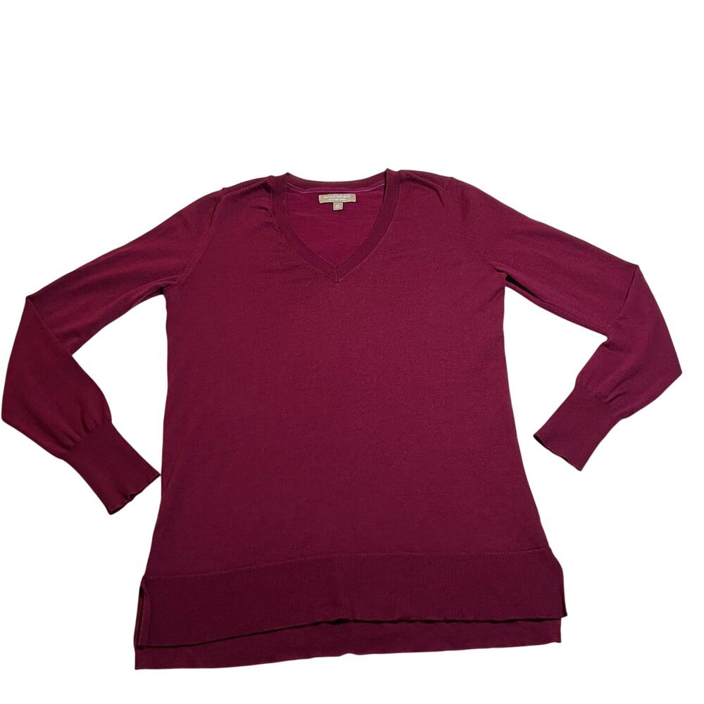 Banana Republic V-Neck Extra Fine Merino Blend Sweater Size Medium Office Career